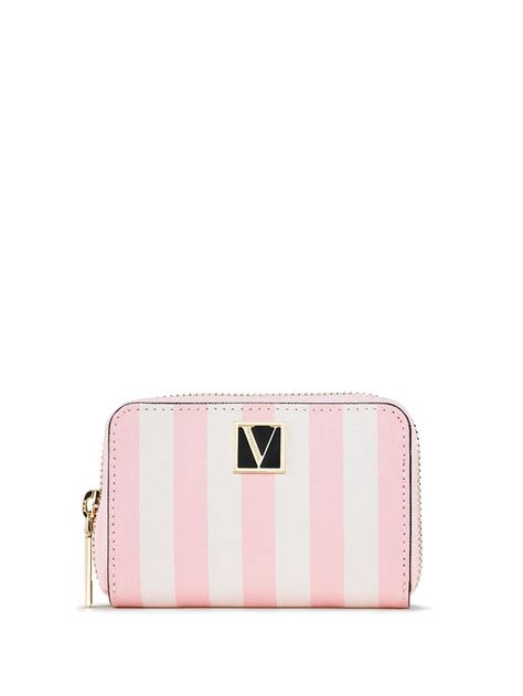 the victoria small wallet.